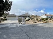 Photo - 1022 W Lancaster Blvd House