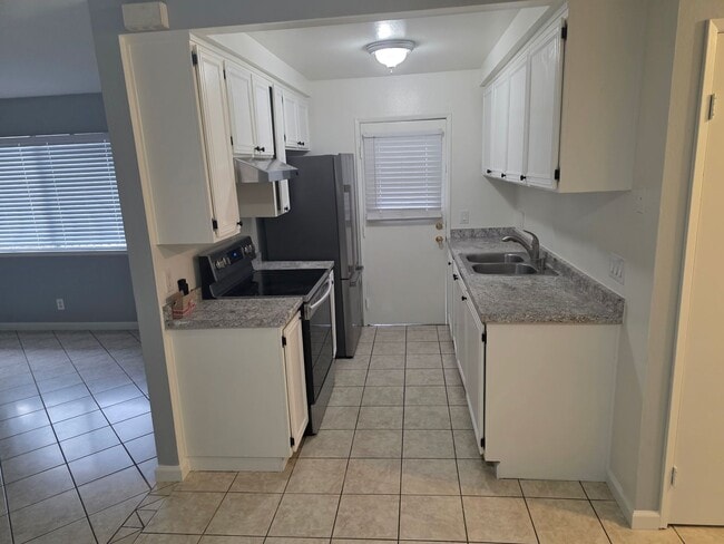 Photo - 2 bedrrom 1 bath