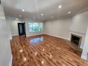 Photo - 13132 Hartland St