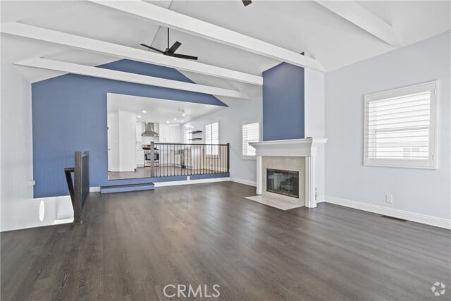 Building Photo - 1709 Steinhart Ave Rental