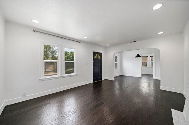 Photo - 4978 N. Maywood Ave