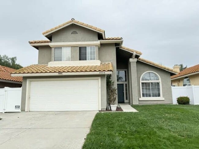 Photo - Temecula 3 Bedroom Home with SOLAR! Pets OK!