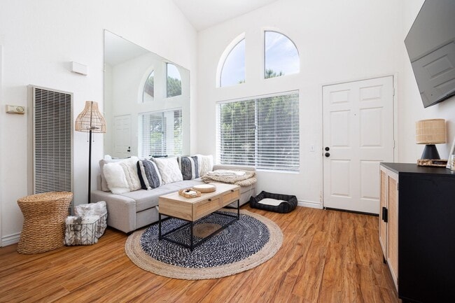 Photo - 1 Bedroom Plus Loft Near UCSD! | Water Included!