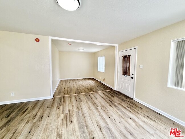 Photo - 138 W 93rd St
