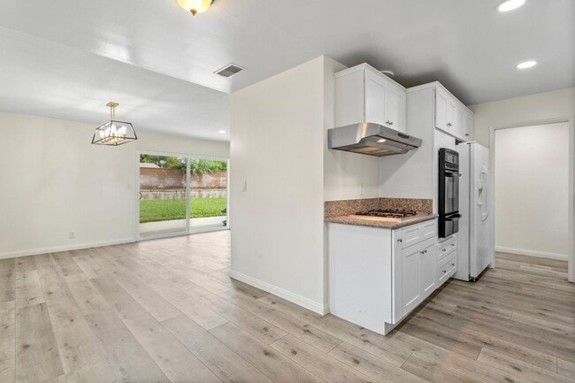 Photo - Stylish 3-Bedroom Home with Great Indoor-Outdoor Living