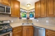 Photo - 2292 Orchard Dr