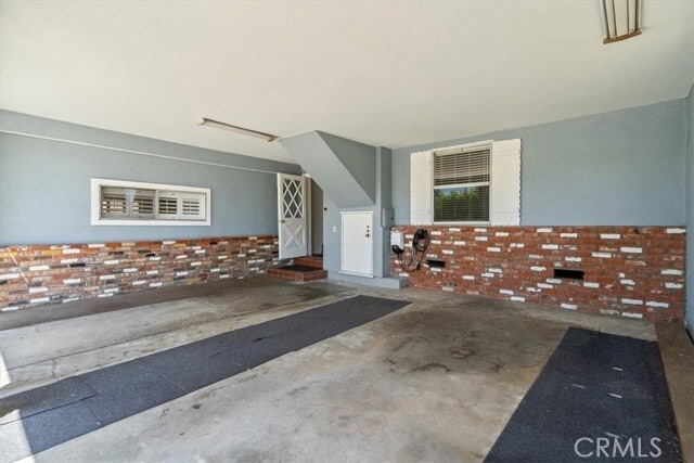 Photo - 15701 Tuba St