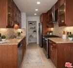 Photo - 1154 S Barrington Ave Unit 109