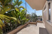 Photo - 619 10th St Townhome