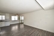 Photo - 5921 Whitsett Ave Apartment Unit 101
