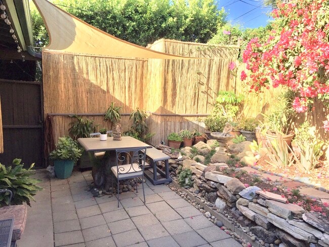 Garden - 2879 Exeter Pl Unit Private Garden