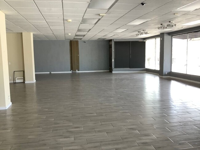 Photo - 66523 Pierson Blvd Unit A1