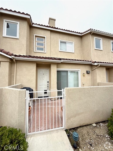 Building Photo - 25768 Perlman Pl Unit B Rental