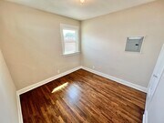 Photo - 2212-2214 E 6th St Unit 2214 E 6th Street