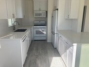Kitchen - 774 Sunset Ave