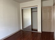 Photo - 4264 S Menlo Ave