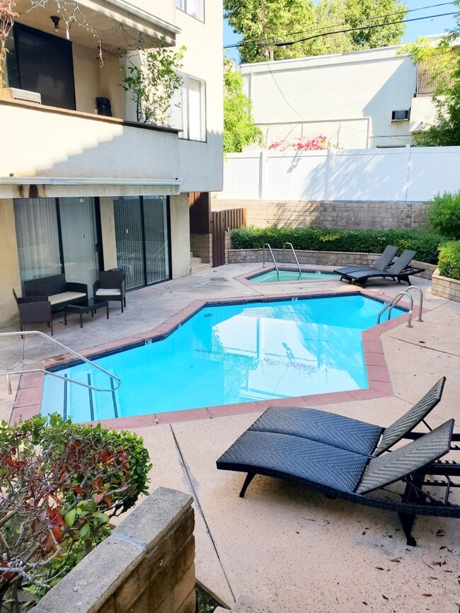 Photo - 10815 Hesby St Unit 111