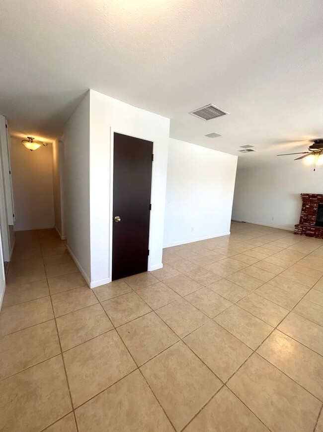 Photo - Spacious 3 Bedroom 2 Bathroom Home with Solar