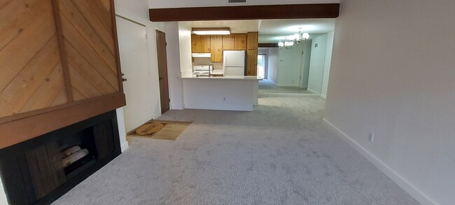 Warm inviting entrance. - 9150 Gramercy Dr Unit 292