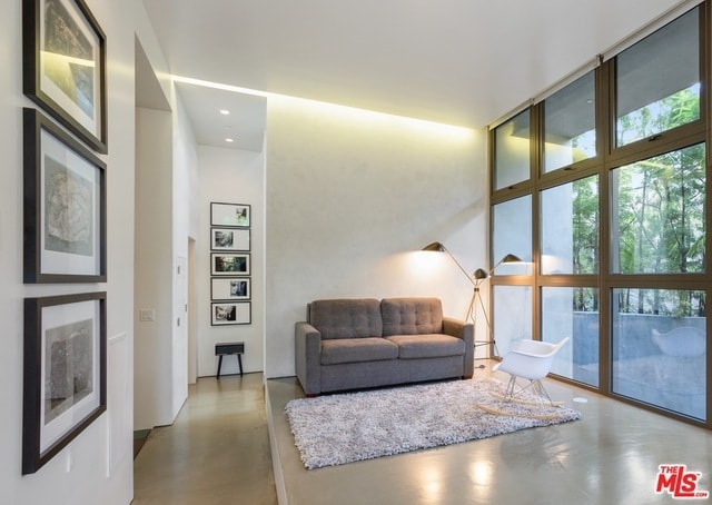 Photo - 1849 Fox Hills Dr Unit UNO