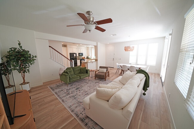 Photo - 28635 N Pietro Dr