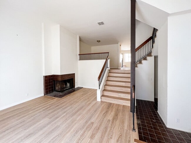 Photo - Beautifully Updated 3 Bed, 2.5 Bath La Jolla Townhome – Bright, Spacious, & Perfectly Located!