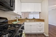 Photo - FAIRWAY MANOR