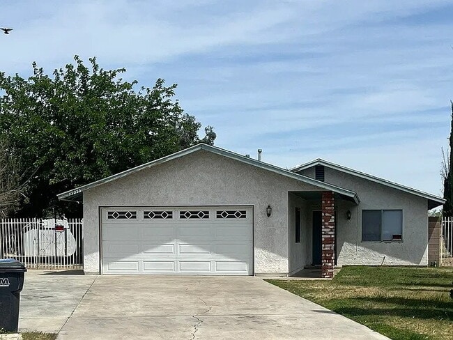 Building Photo - NICE HOME.