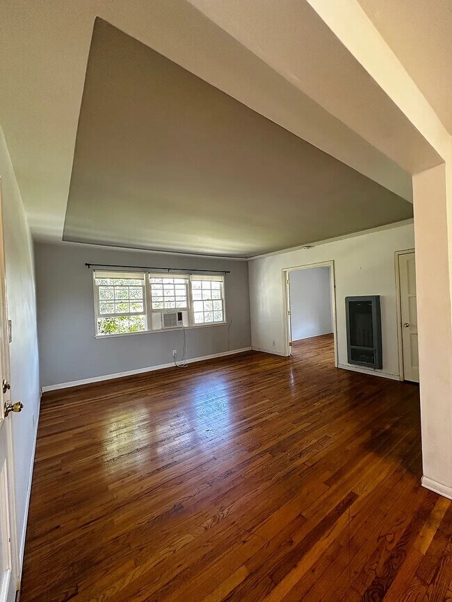 Photo - 507 E Maple St Unit 3