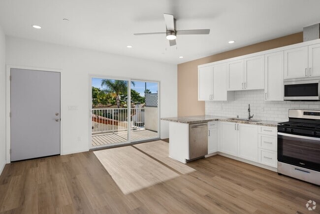 Building Photo - 4709 Soria Dr Unit 4711 Soria Dr Rental