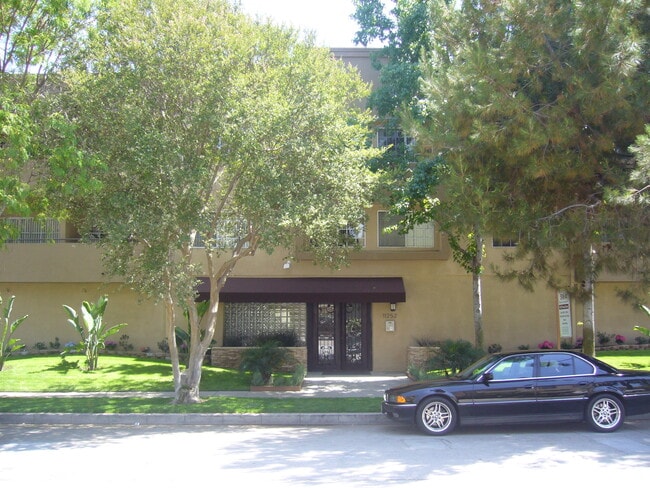 Photo - 11252 Peach Grove St Unit 211