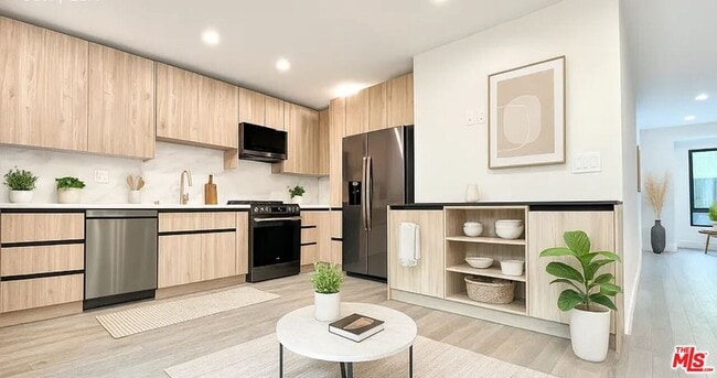 Photo - 1444 S Crescent Heights Blvd