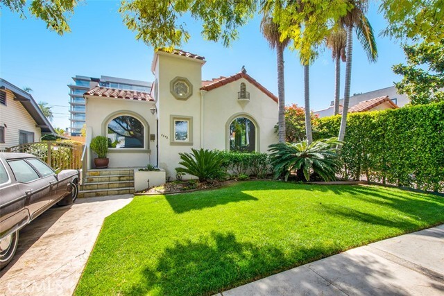 Photo - 8848 Ashcroft Ave