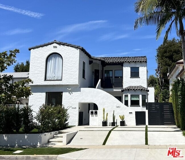 Building Photo - 1449 S Durango Ave Rental