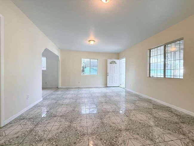 Building Photo - 8462 Zamora Ave