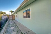 Photo - 160 W Jason St Townhome
