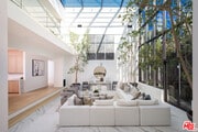 Photo - 1378 N Doheny Dr