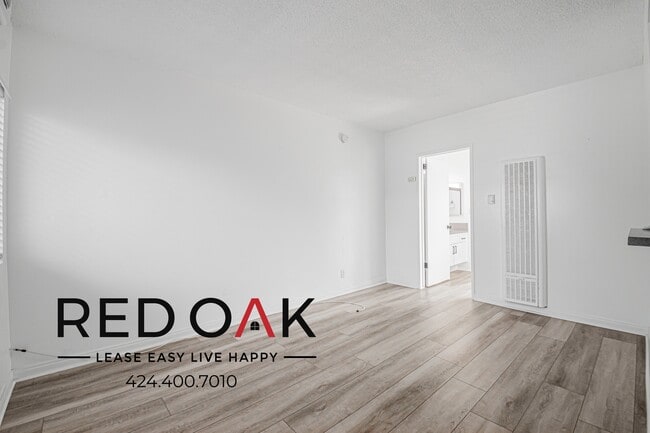 Photo - 5119 Fountain Ave Unit 225