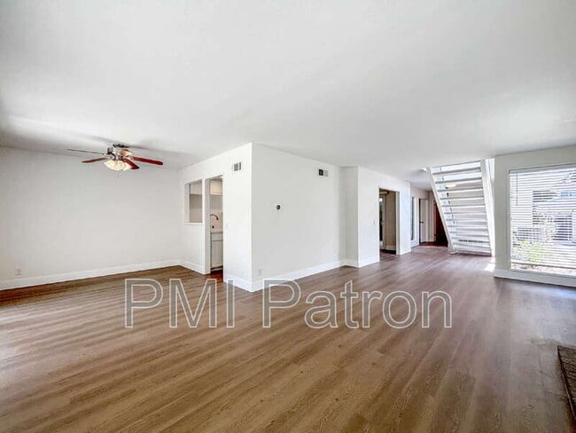 Photo - 21909 Huron Ln