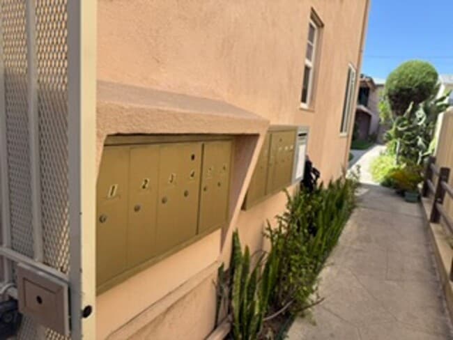Photo - 1739 Unit 10