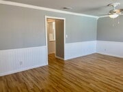 Photo - Nicely Updated 1 Bedroom 1 Bathroom, Coco ... House