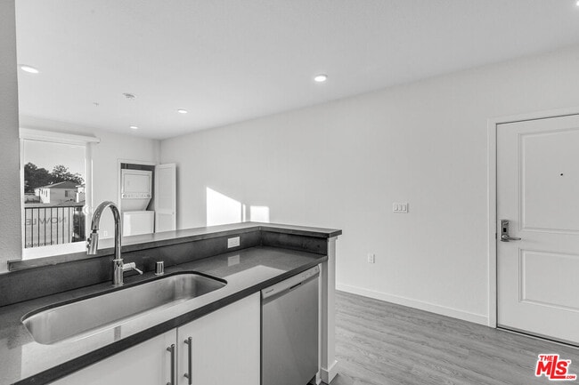 Photo - 3518 Chesapeake Ave Unit 201