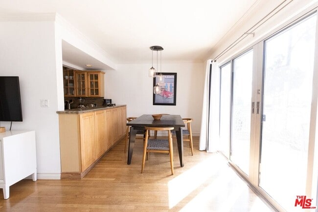 Photo - 2101 Ocean Ave Unit 3