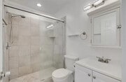 Photo - 19860 Claremont Ln