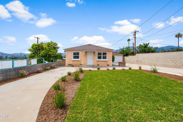 Building Photo - 3103 N Olive Ave