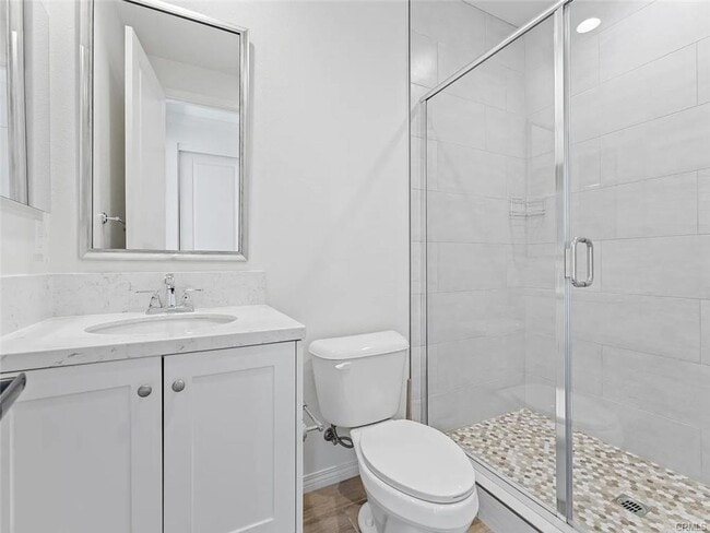 Photo - 101 Hemisphere