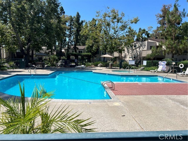 Building Photo - 1350 Cabrillo Park Dr Unit F Rental