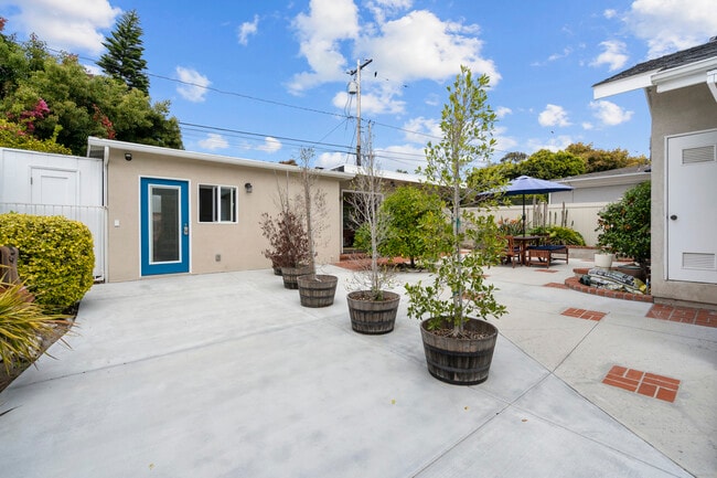 Photo - 821 Calle de Arboles Unit 827