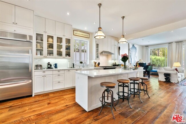 Photo - 749 Milwood Ave