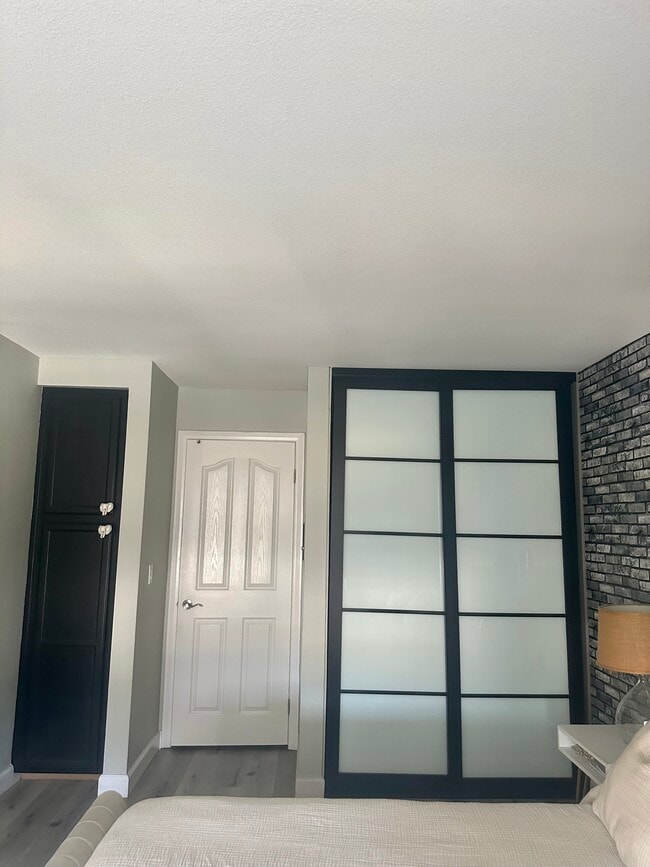 Photo - 3030 Suncrest Dr Unit 214